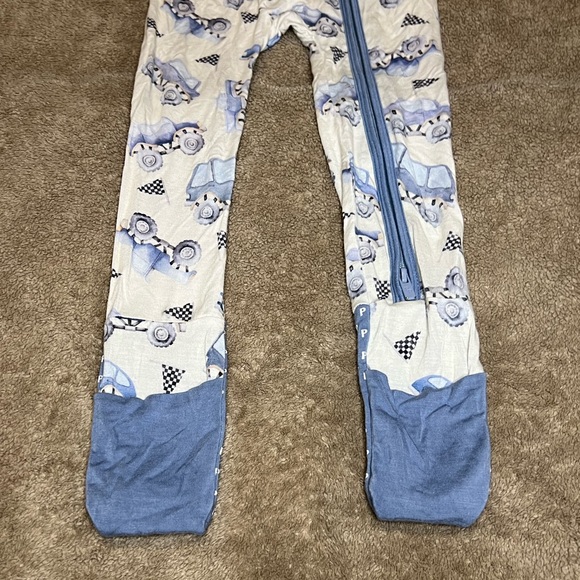 Posh Peanut Franklin One-Piece Convertible Footie 2T EUC Cars and Trucks print - Picture 10 of 14